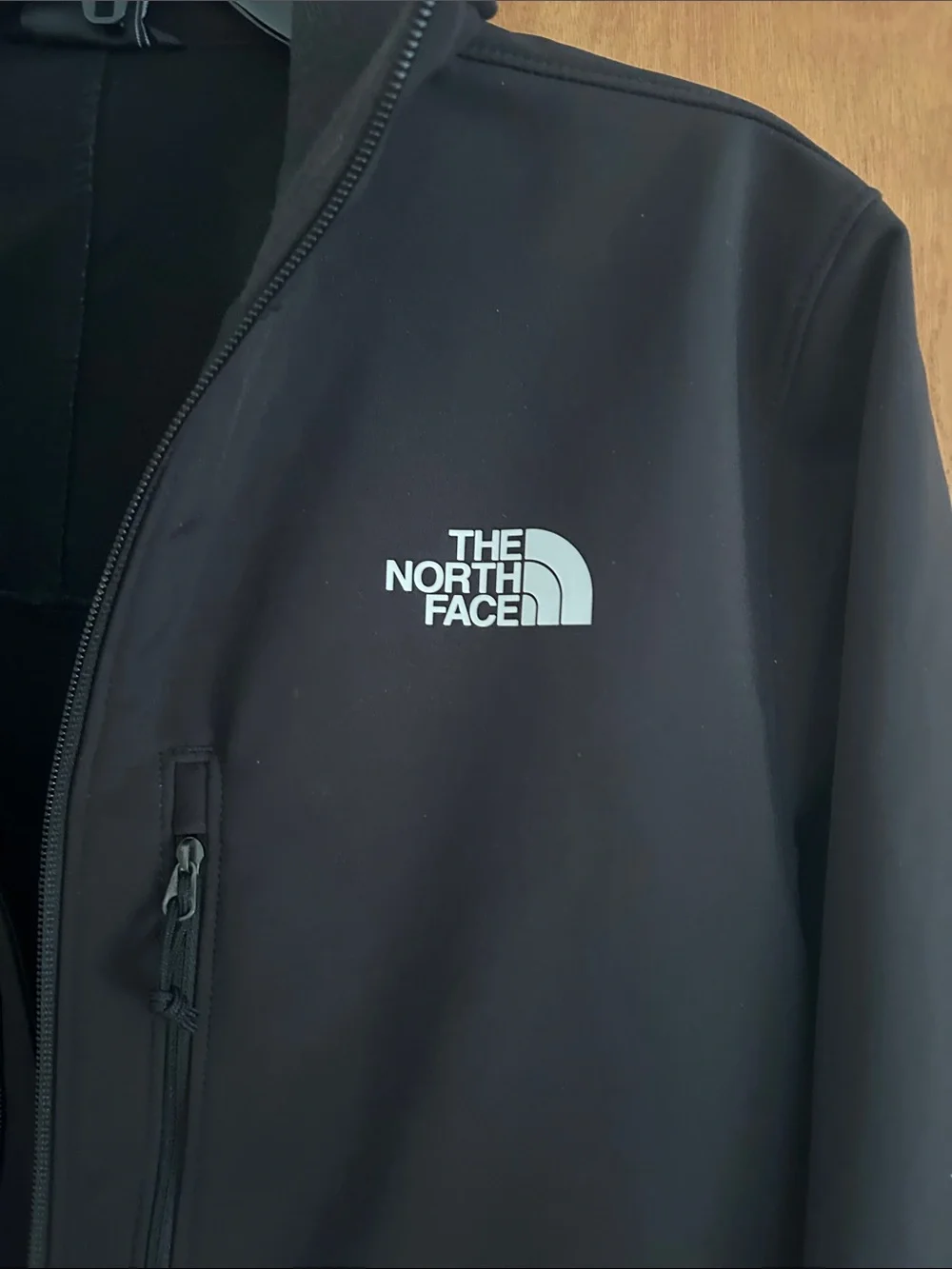 The North Face Men's Black APEX Bionic Full-Zip Lightweight Jacket NFOA4R2A